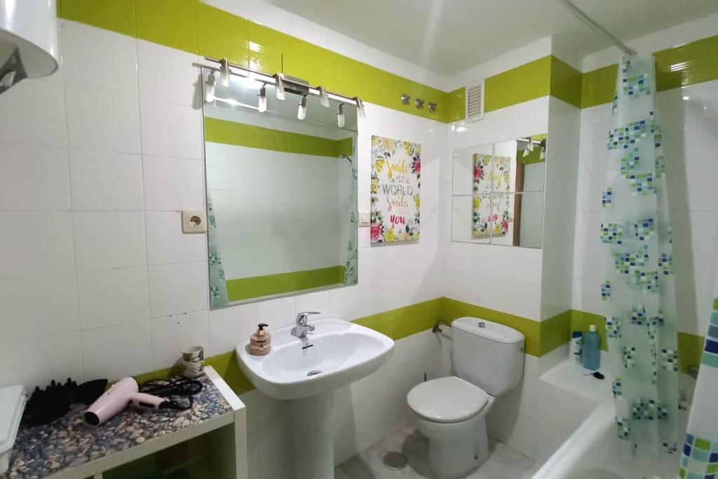 Ferienwohnung Bonito Apartamento En Centro Málaga Exterior foto