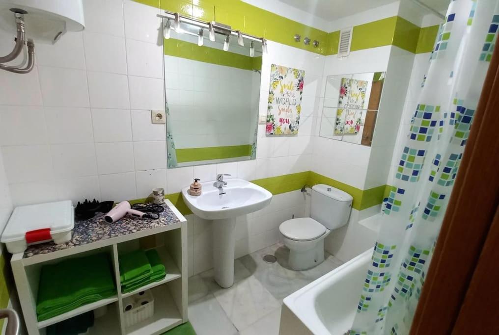 Ferienwohnung Bonito Apartamento En Centro Málaga Exterior foto