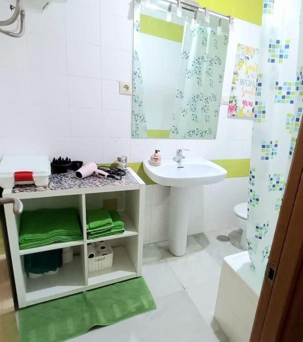 Ferienwohnung Bonito Apartamento En Centro Málaga Exterior foto